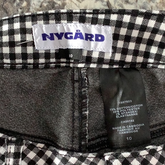 2/25.  NWOT  NYGARD CAPRI.   Size 10 - Picture 6 of 7